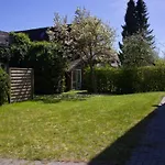 Inselblume 27 - Modernes Mit Garten In Prázdninový dům