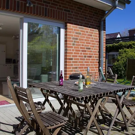 Inselblume 27 - Modernes Mit Garten In * Burg auf Fehmarn